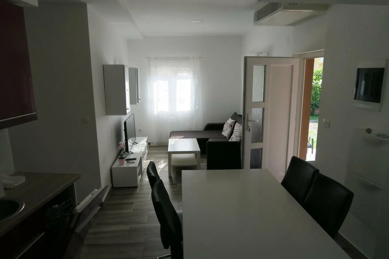Family Apartment Baska