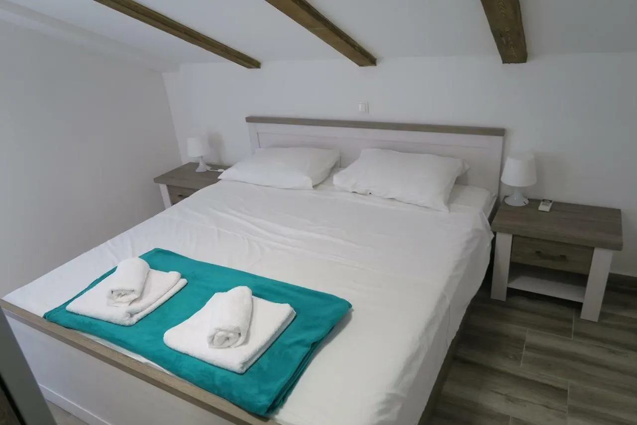 Family Apartment Baska  0*, Baska (Krk)