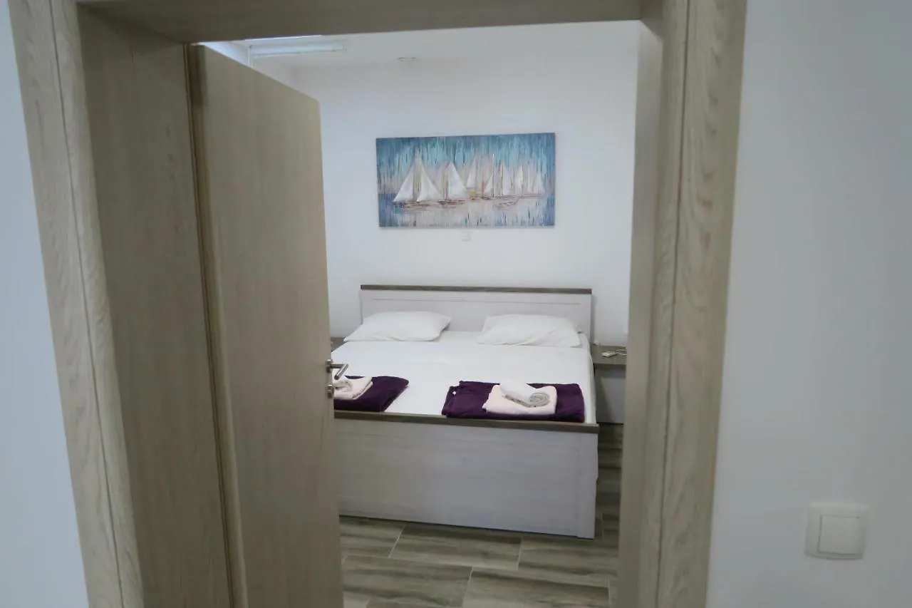 Family Apartment Baska